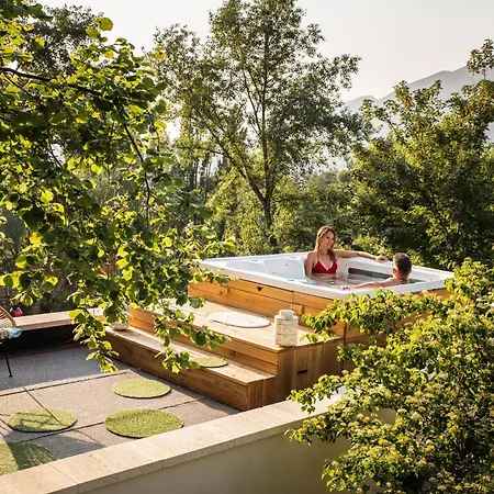Bulles D'olive - Zome Celeste Guest house *